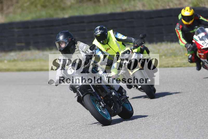 /01 02.04.2026 MAZ ADR/Gruppe gelb Gruppe gruen/7